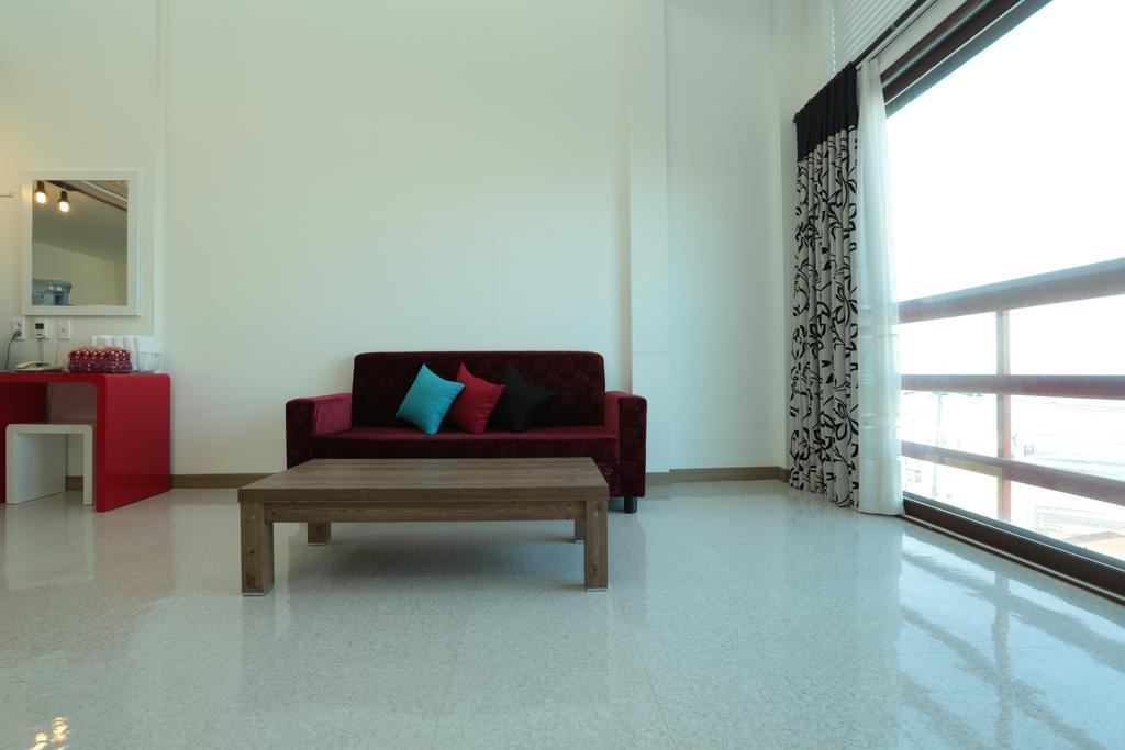 Gangneung Sea View Pension Exterior photo